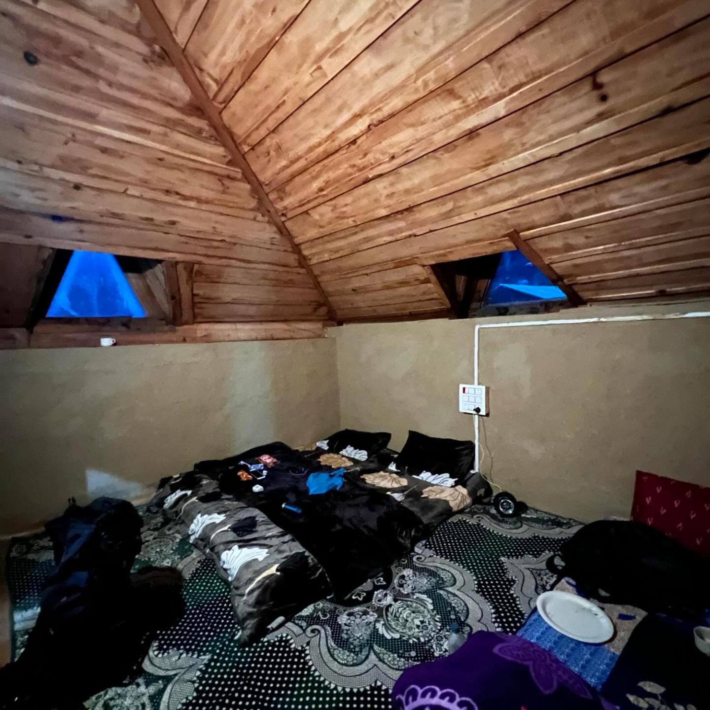 Old Brahma Homestay Kalgha Ngoại thất bức ảnh